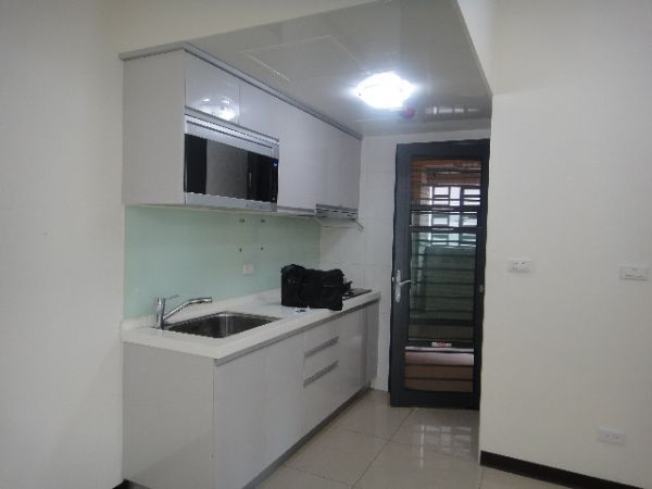 【中正美館】2房2廳1衛+車位，一年新屋，格局正採光佳。,房屋, 房屋買賣,房屋網