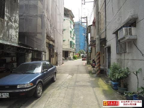 @新竹市西大路@食品麥當勞邊間大透天~竹蓮國小~育賢國中。張瑀軒0976-059700,房屋, 房屋買賣,房屋網